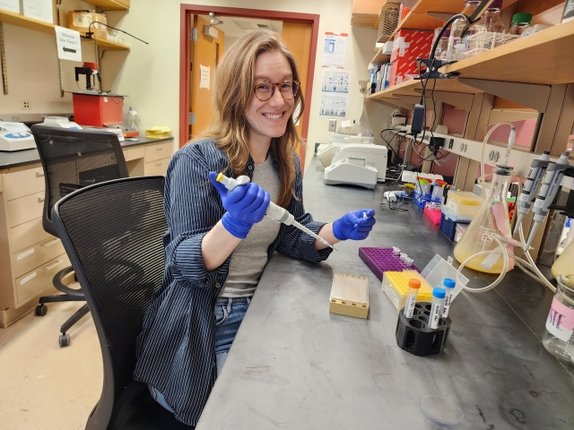 Jade Wilson works in the lab during her internship experience at Fox Chase Cancer Center.