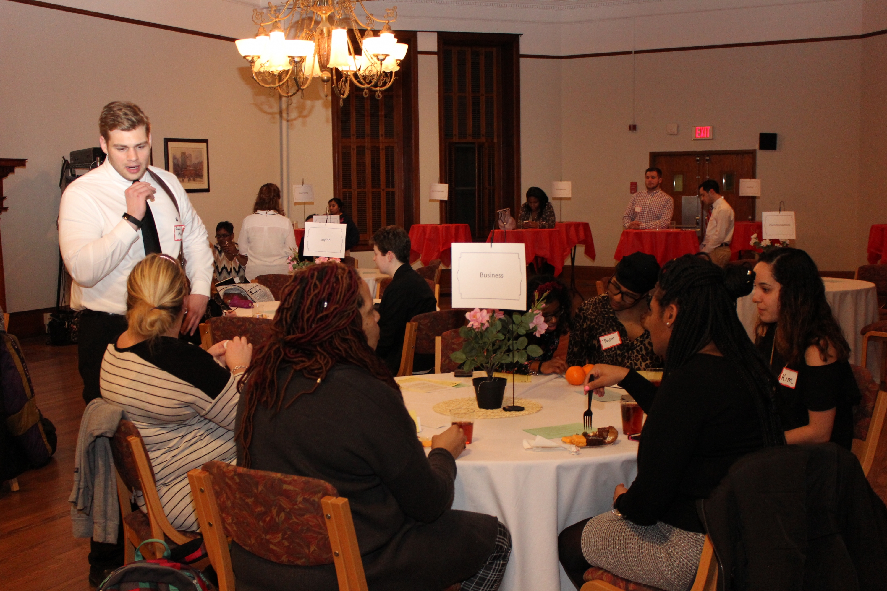 Students and alumni met in the East Parlor for some informal networking as part of the Backpack to Briefcase series.