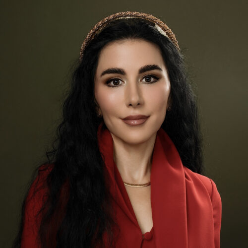 Rachel Hull headshot